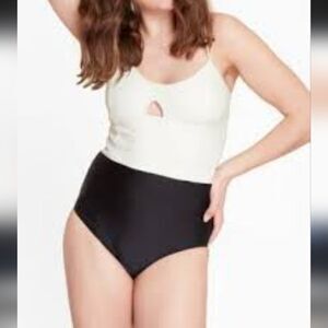 Summersalt One Piece Swim Bathing Suit Black White Colorblock Size 8